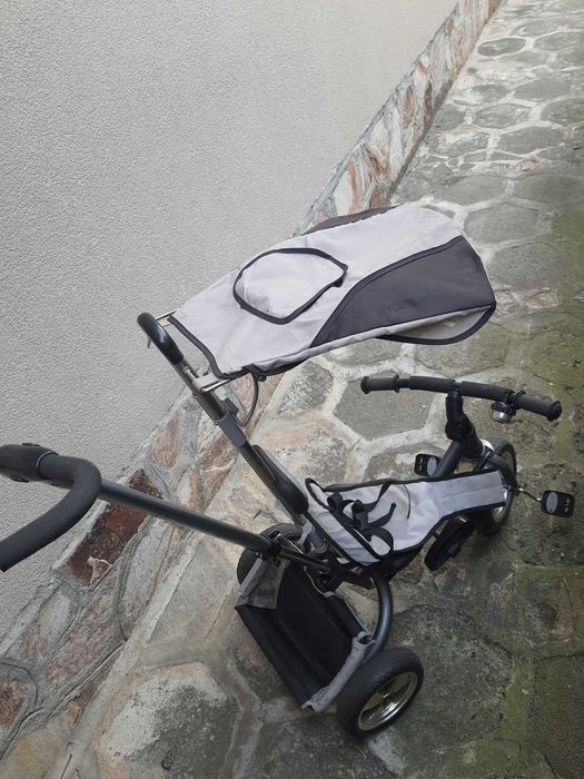 Детска триколка със сенник