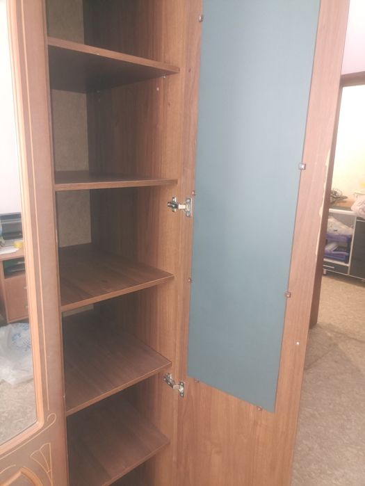 Спальный гарнитур б/у