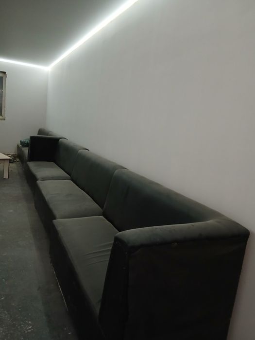 Кожаны диваны чёрные