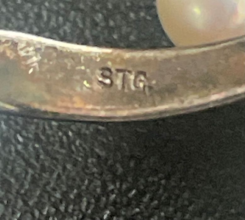 Брошка стил Микимото стерлингово сребро, истински перли,