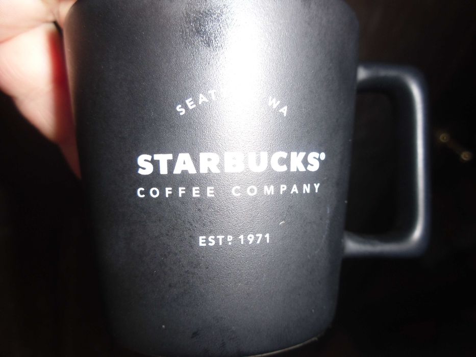 Set Starbucks cani  .mari