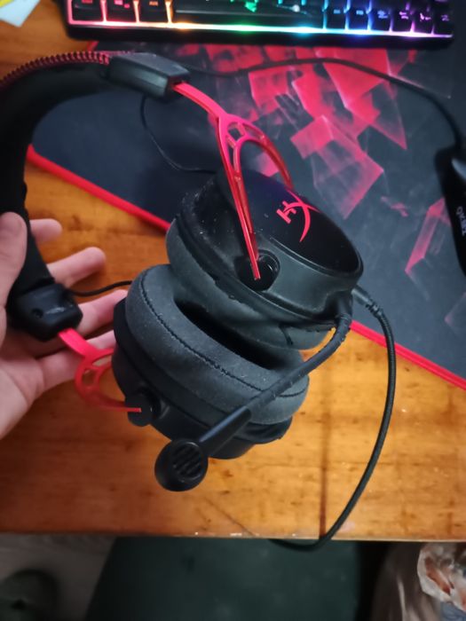 Căști gaming HyperX Cloud Alpha