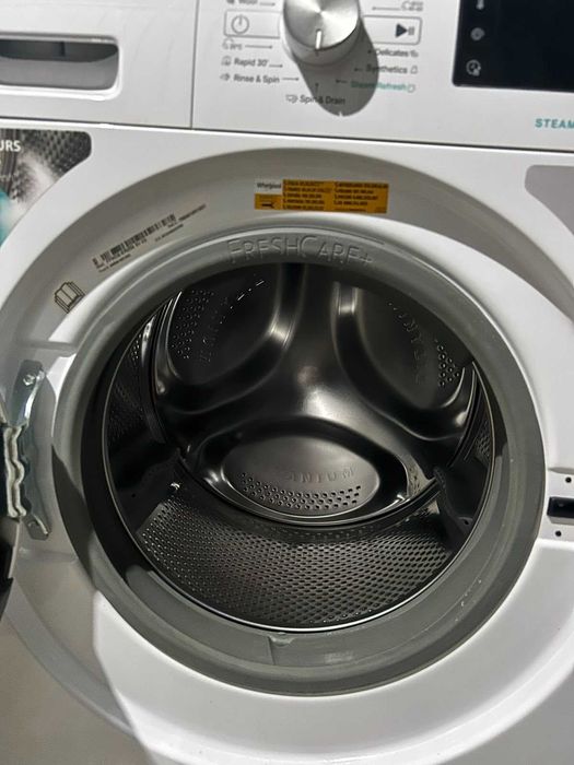 Пералня със сушилня Whirpool