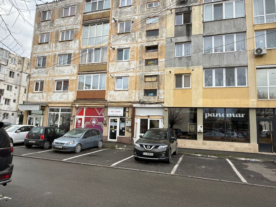 Inchiriere spatiu comercial zona cu vad, str. Lianelor