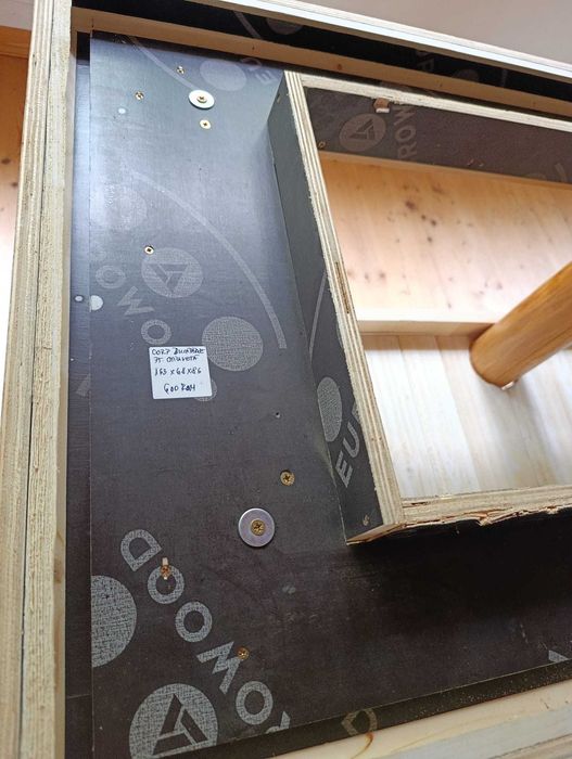 Mobilier din lemn pentru bucătărie și baie