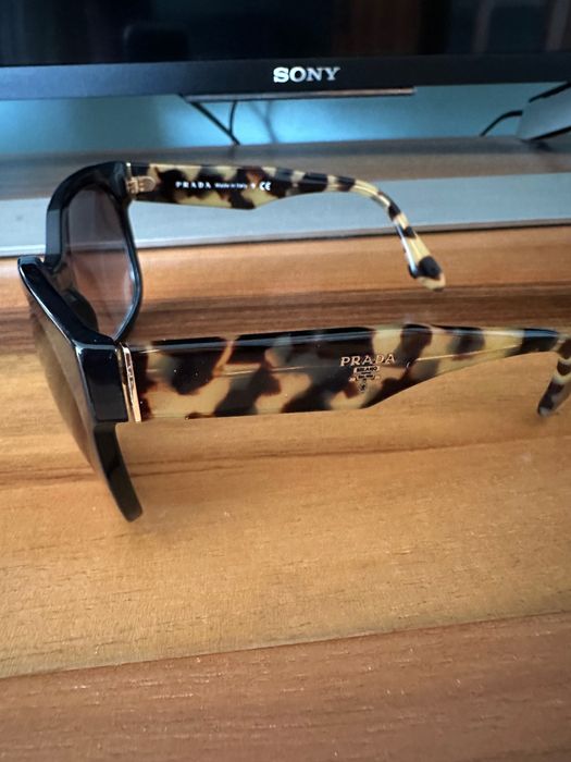 Слънчеви очила PRADA