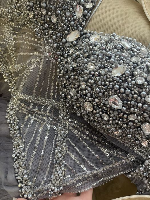 Официална рокля