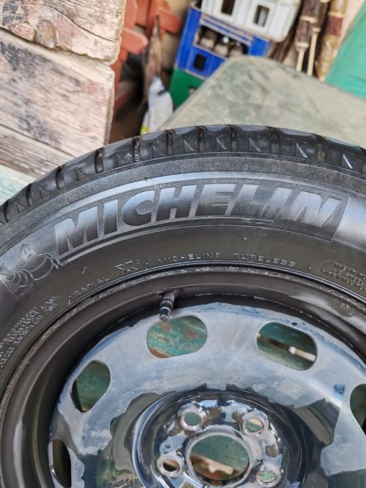 Vând 4 roti de vara