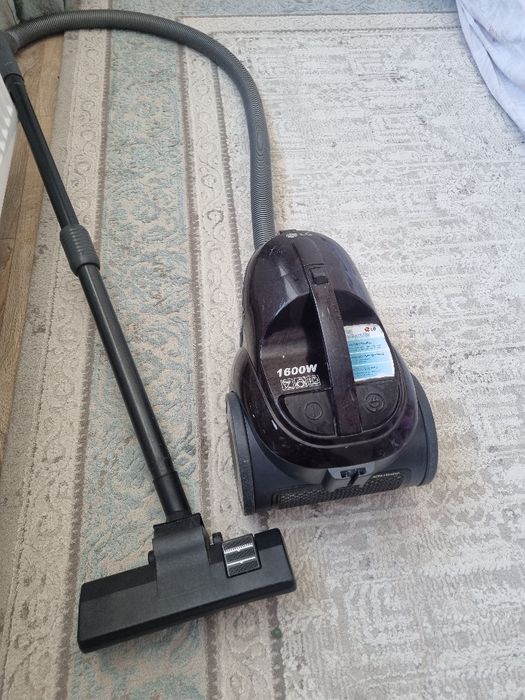 продам мощный пылесос