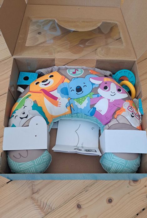 Бебешка възглавничка за седене по корем Fisher price/ tummy time pillow
