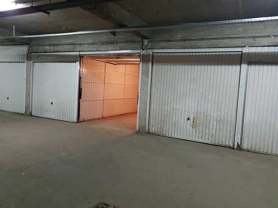 Дава се под наем Гараж / Паркомясто в Русе, Алеи Възраждане - 13 кв.м за 75 € - Снимка #3