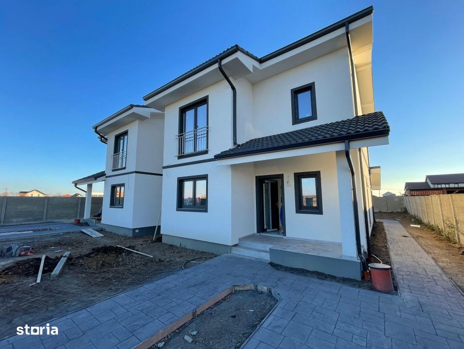 Duplex despartit prin camera tehnica  finisaje premium Mosnita