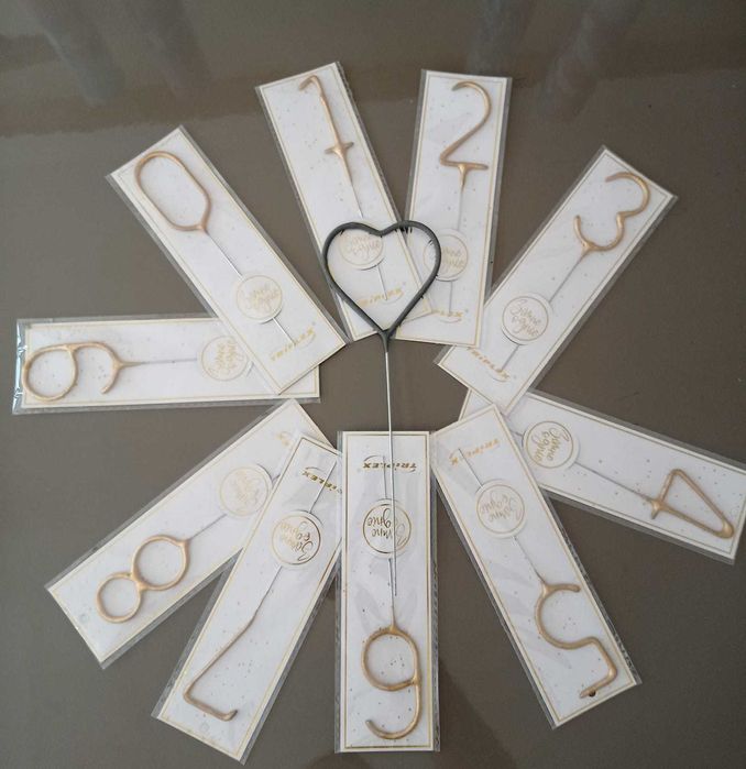 Artificii, gender reveal, cifre și inimioare sparkles, fumigene