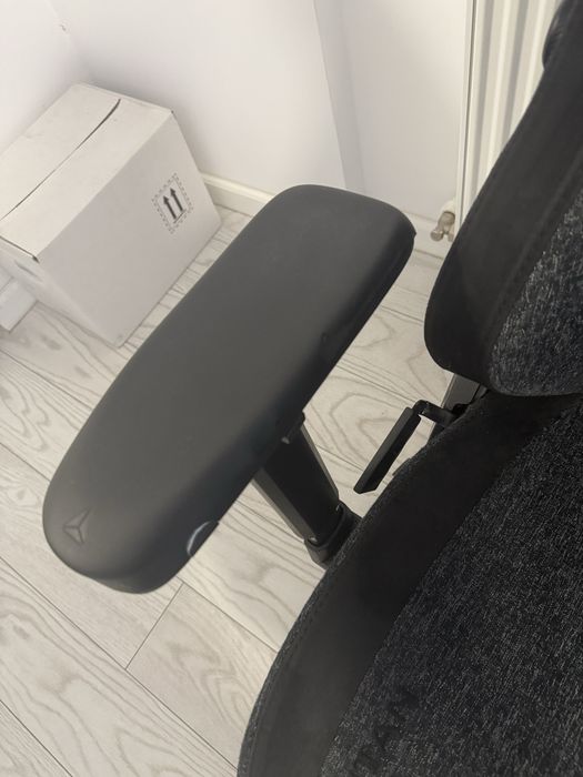 Scaun Gaming Secret Lab Titan Evo Voluntari • OLX.ro