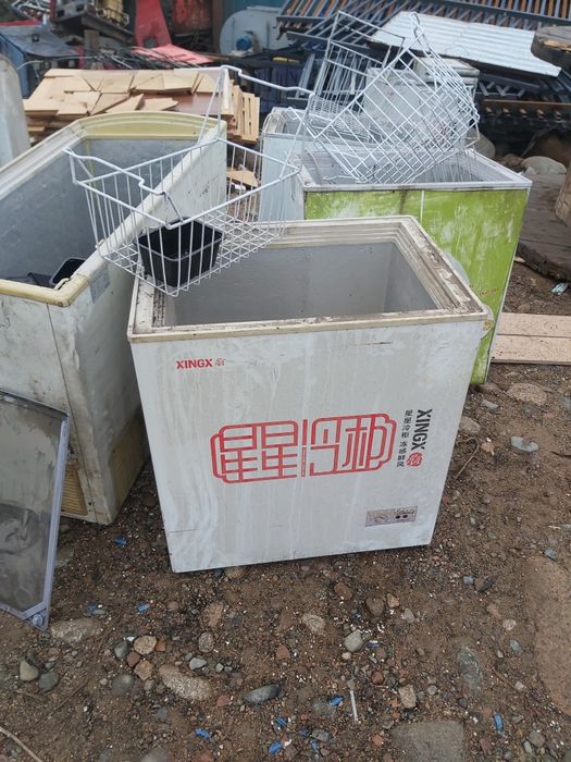 Продается  морозилник