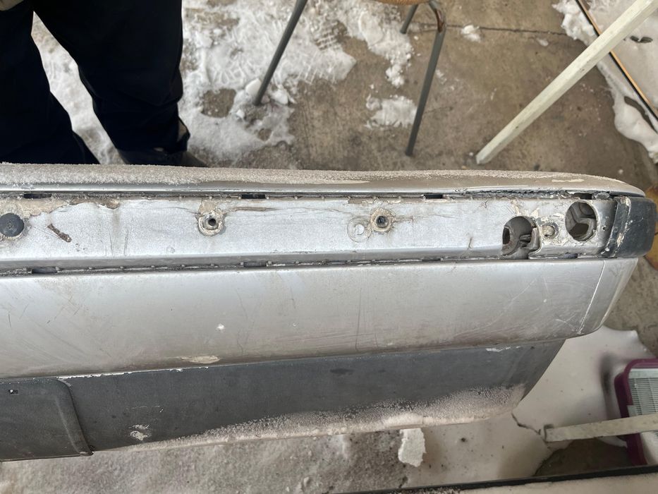 Продам бампер на бмв е 34