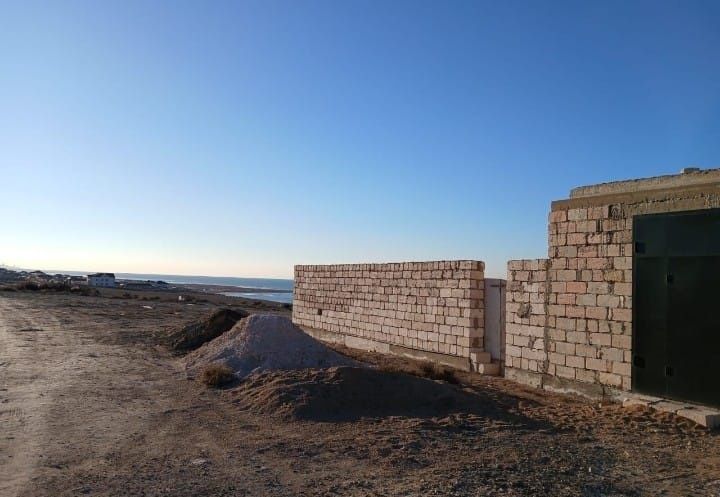 Продам участок со строением