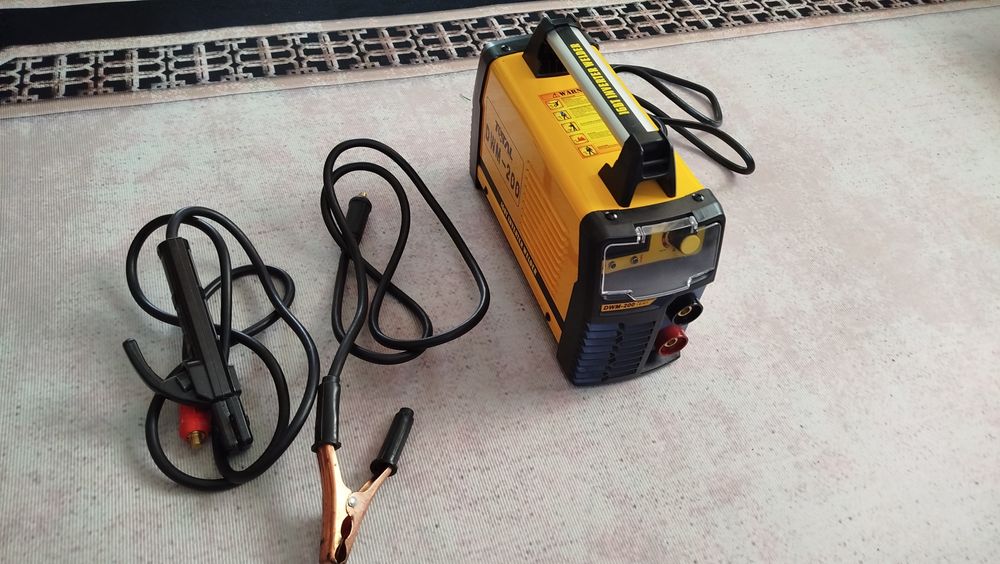Инверторный сварочный аппарат
