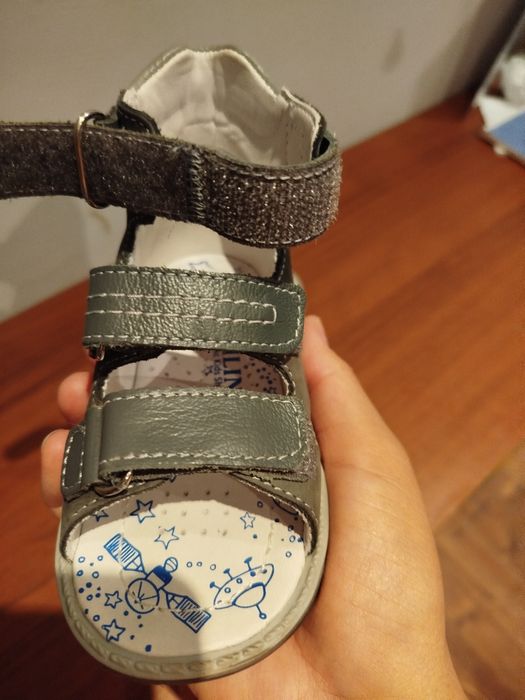 Продам сандали ортопедические