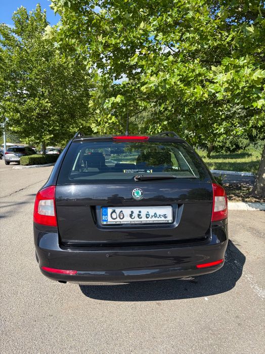 SKODA Octavia 2011 — imagine 2