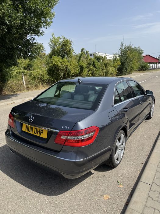 Mercedes E class volan drepta