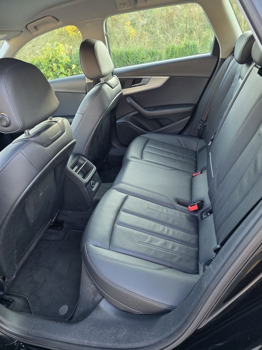 Audi A4/Navi/Automata/Piele//Bi-Xenon