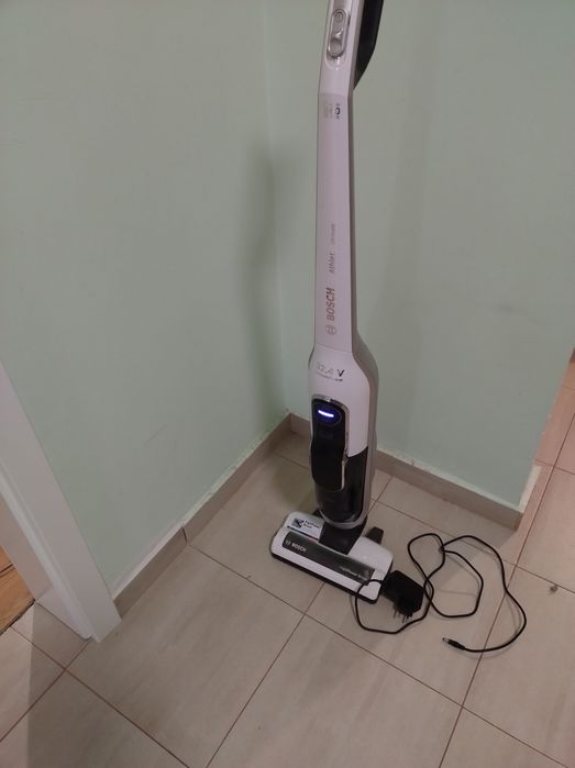 Aspirator Bosch athlet 32.4V defect
