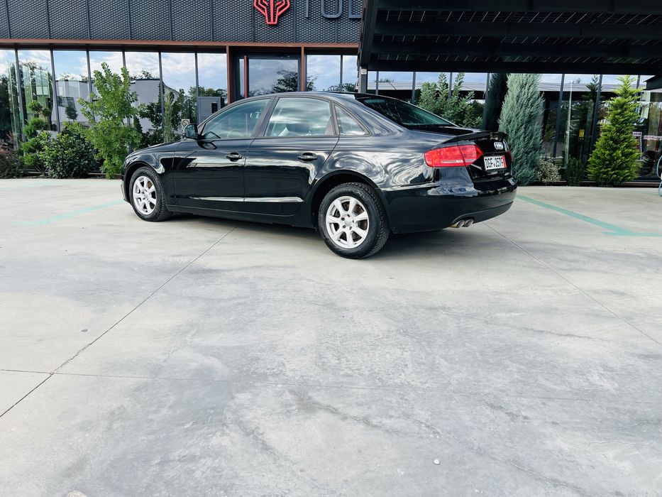 Vand Audi A4 B8 2.0 D