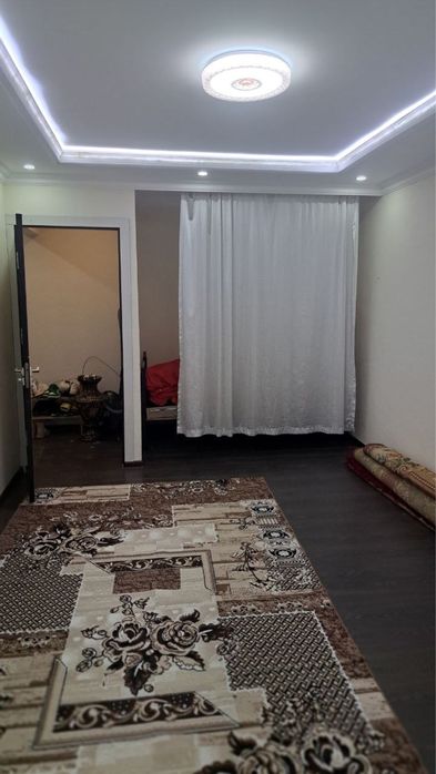 Срочно здаеться 1-ком квартира Аренду в городе Чирчике  4-микрорайоне