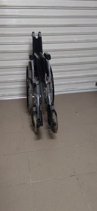 Стол с колелца многофункционален