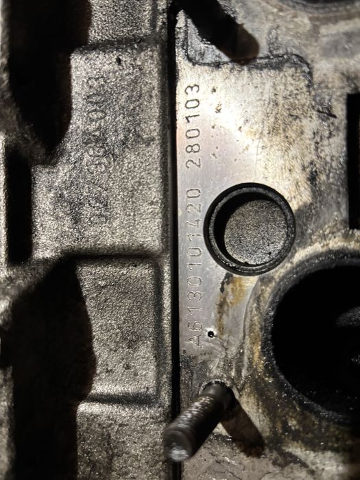 Цилиндрова Глава от Мерцедес В211 Е320 цди