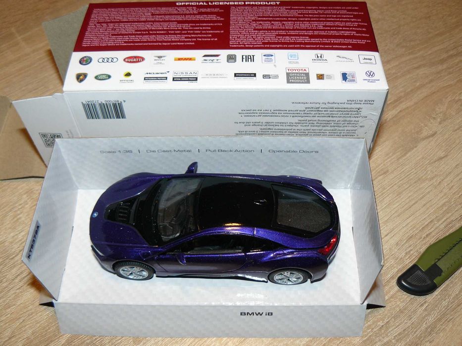 Macheta Auto De Colectie BMW I8 Scara 1:36, Noua In Cutie, Kinsmart