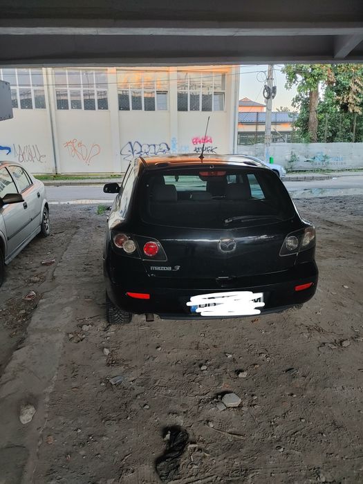 MAZDA 3 2004 — imagine 2
