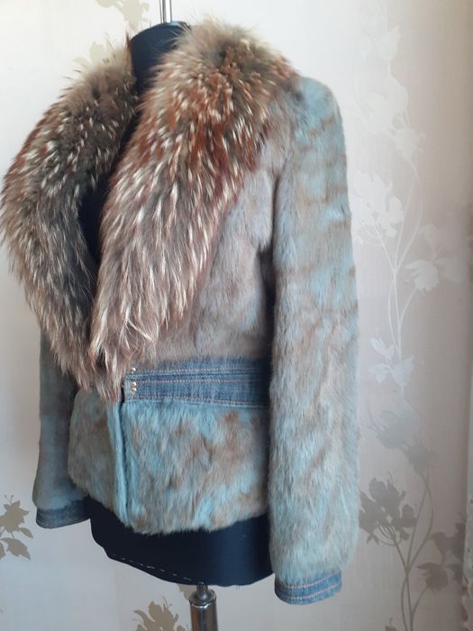 Полушубокголудой