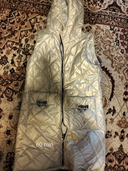 Ayollar uchun kiyimlar sotiladi holati yaxshi