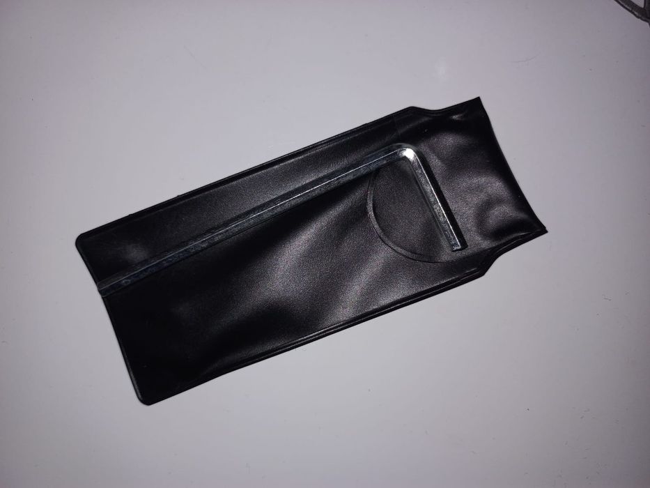 Гитара новая Караван