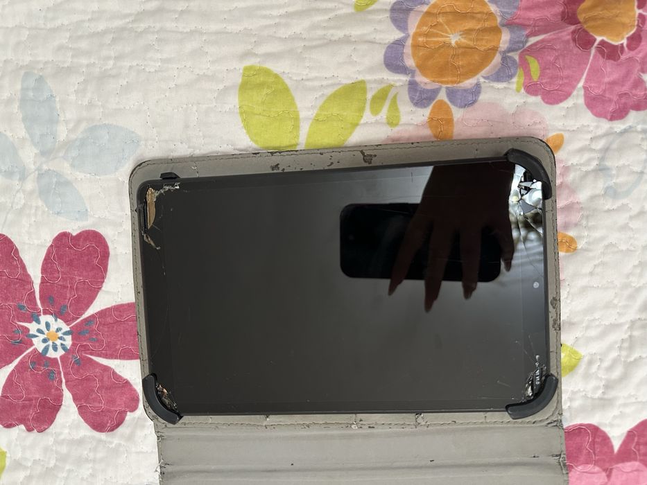 Планшет Lenovo……