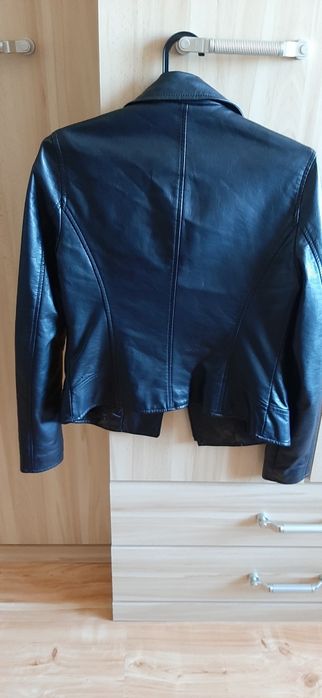 Дамско кожено яке