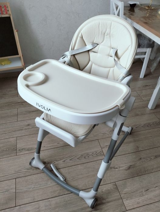 Стульчик для кормления Ivolia