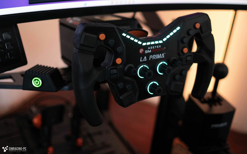 Sim Racing база с волан Asetek La Prima и педали Asetek Forte