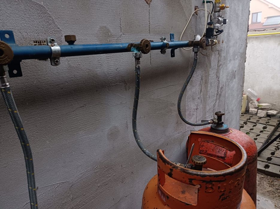 Vind butelii tot sistemul