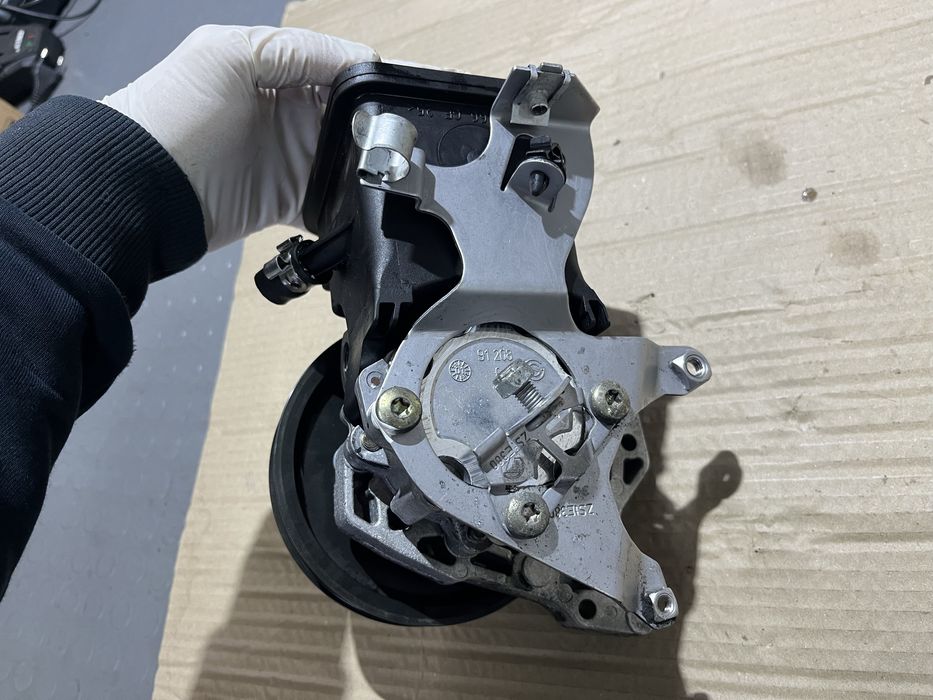 Хидравлична помпа за BMW E46 320D (150 к.с.)