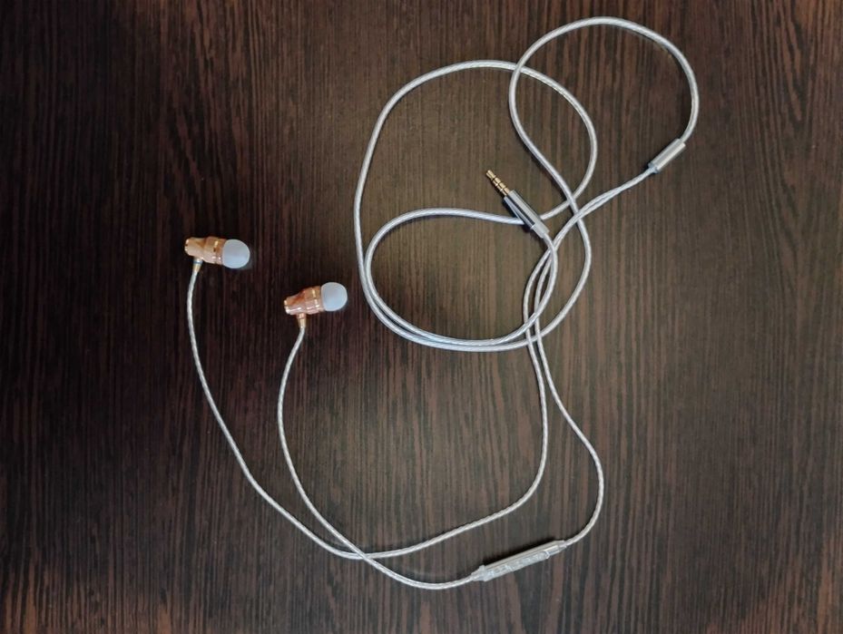 Casti inear din lemn KBEAR KW1