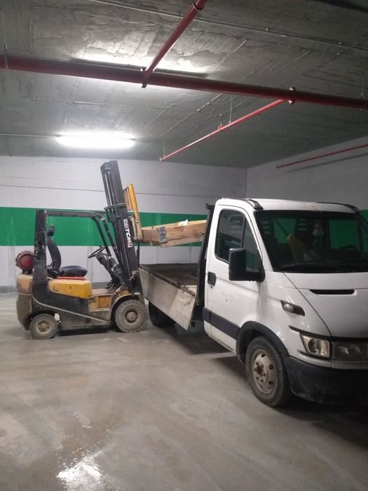 Бобкат/палетни вилици/скеле/контеинери/валяк