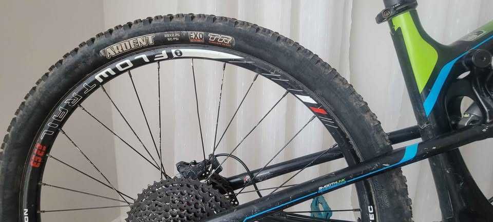 Карбоново планинско колело 29" - Rocky Mountain Element
