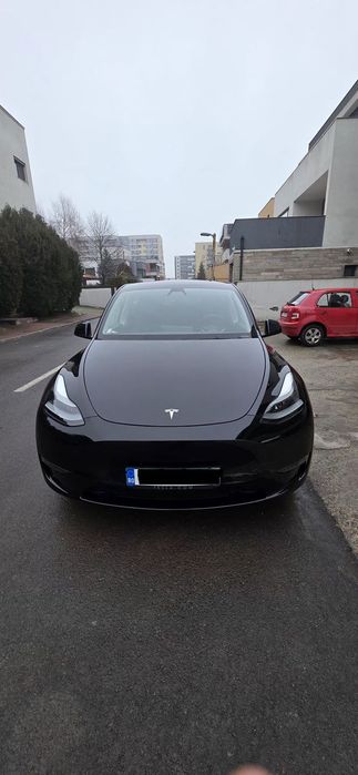 Tesla Model Y Tesla Model Y AWD 2023