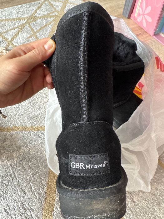 Зимняя обувь - угги