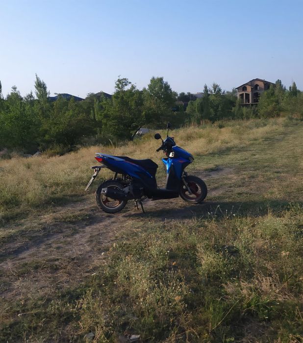 Продам скутер Honda click