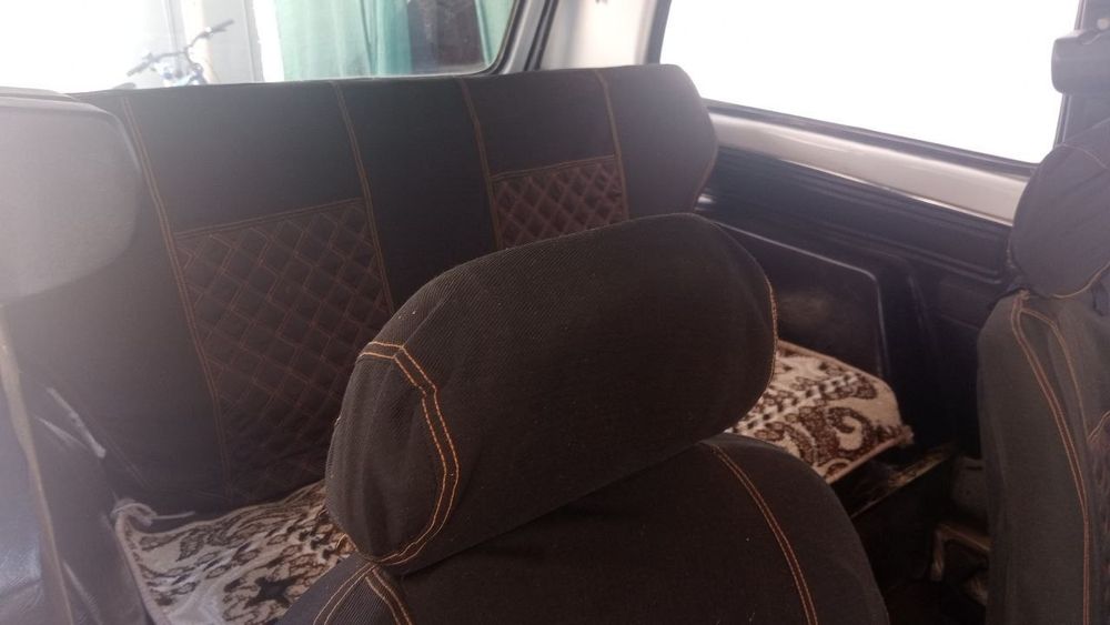 Нива продается машина