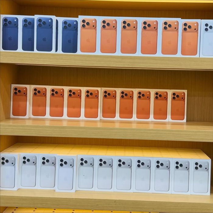 17 Pro max 1/1 Dubai premium